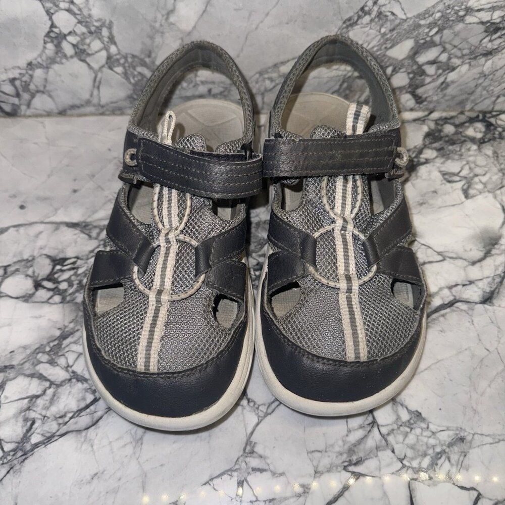 Columbia 3Y Youth Techsun Wave Closed Toe Sandals Gray - Picture 4 of 6